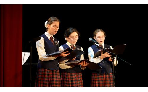 6 ноября 2025 года в Православной гимназии «Восход» состоялся День гимназиста с тожественным принятием присяги image 41