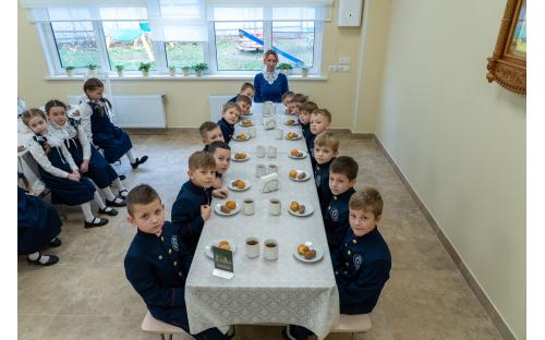 6 ноября 2025 года в Православной гимназии «Восход» состоялся День гимназиста с тожественным принятием присяги image 46