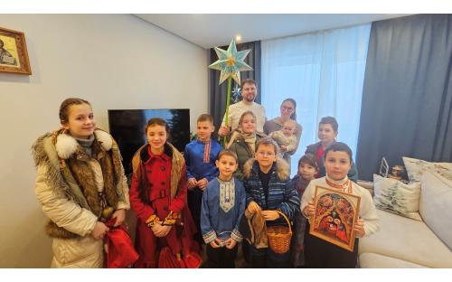 Протоиерей Андрей Алексеев о возрождении святочной традиции славления Христа на Святках (+ ВИДЕО!) image 9