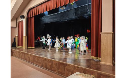 2 декабря в Дошкольном лицее «Аккордик» состоялся концерт, посвящённый Дню матери image 13