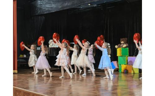 2 декабря в Дошкольном лицее «Аккордик» состоялся концерт, посвящённый Дню матери image 30