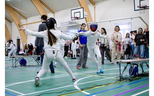 В спортивном комплексе «Восход» состоялся традиционный детско-юношеский турнир по фехтованию «Серебряная шпага» image 11