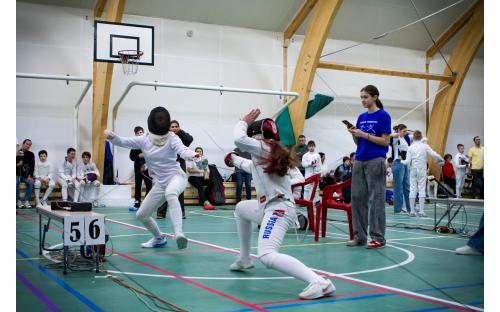 В спортивном комплексе «Восход» состоялся традиционный детско-юношеский турнир по фехтованию «Серебряная шпага» image 28